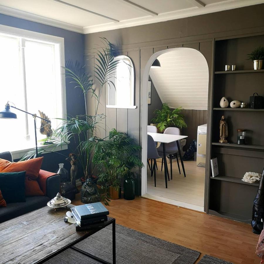 Wergelandshuset, Egen Leilighet 60 M2 Apartment Кристиансан Екстериор снимка